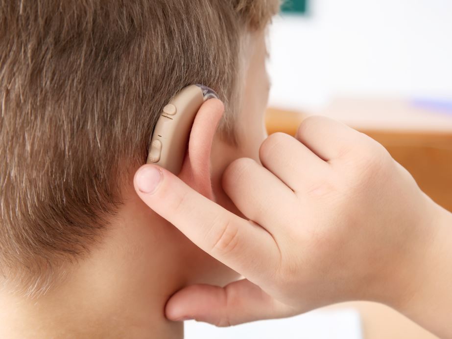مشكلة ضعف السمع عند الاطفال