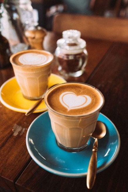 إليك أجمل الأفكار لتزيين كوب القهوة بأسلوب شهيّ! - أنوثة - Ounousa 
